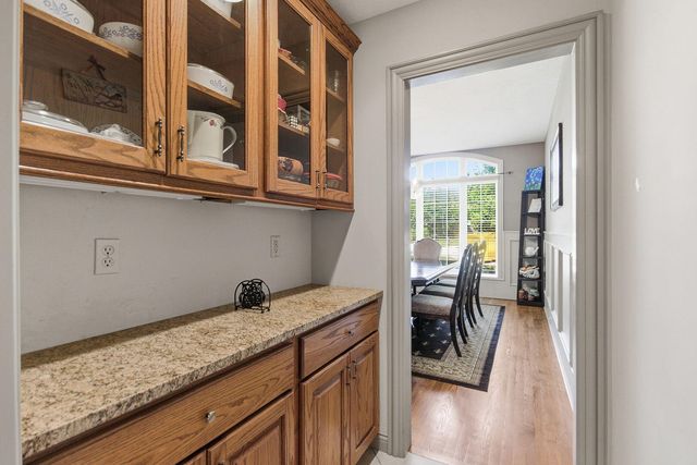 2404 RAINIER CT, Columbia, MO 65203