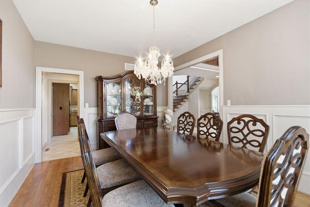 2404 RAINIER CT, Columbia, MO 65203