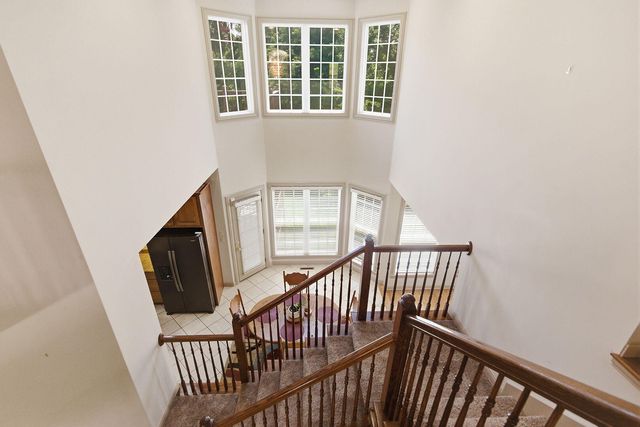 2404 RAINIER CT, Columbia, MO 65203