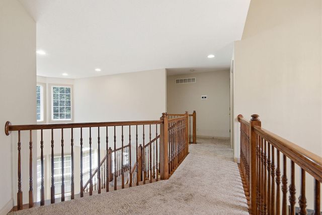 2404 RAINIER CT, Columbia, MO 65203
