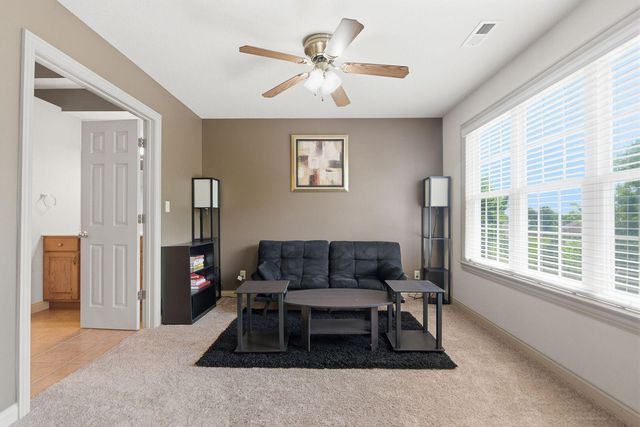 2404 RAINIER CT, Columbia, MO 65203