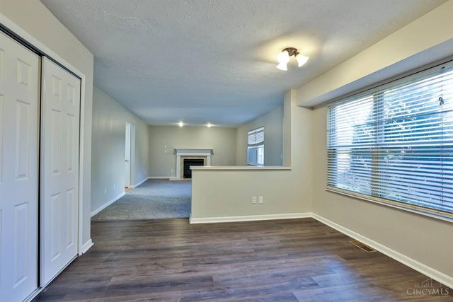 3238 Village Drive, Fairfield, OH 45014