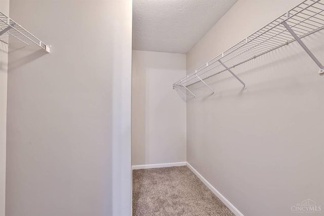 3238 Village Drive, Fairfield, OH 45014