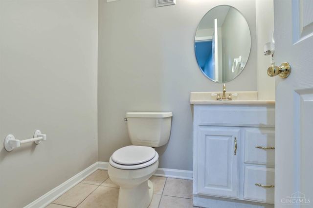 3238 Village Drive, Fairfield, OH 45014