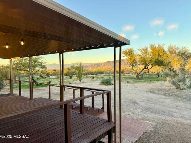 13625 E Crazy Horse Trail, Vail, AZ 85641