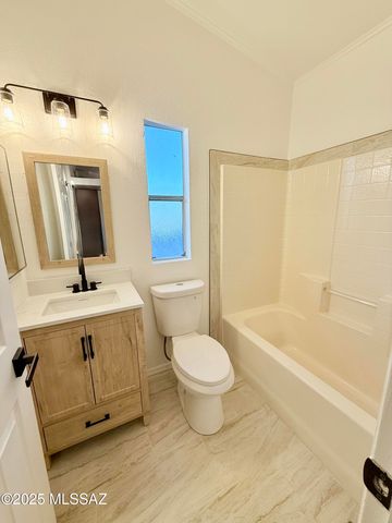 13625 E Crazy Horse Trail, Vail, AZ 85641