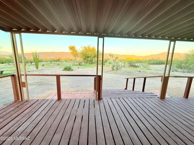 13625 E Crazy Horse Trail, Vail, AZ 85641