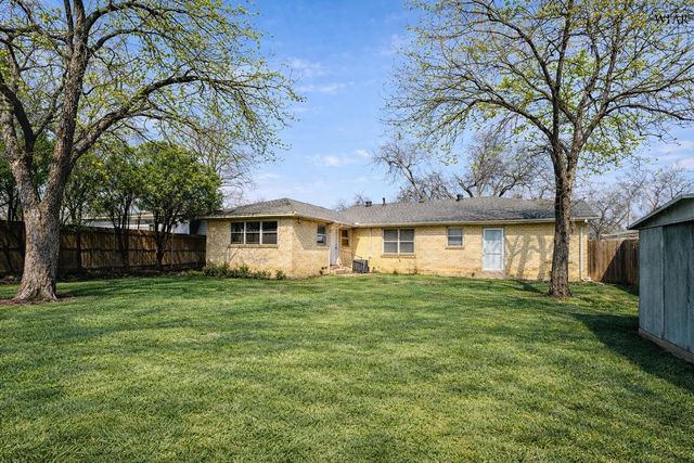 1661 SPEEDWAY AVENUE, Wichita Falls, TX 76301