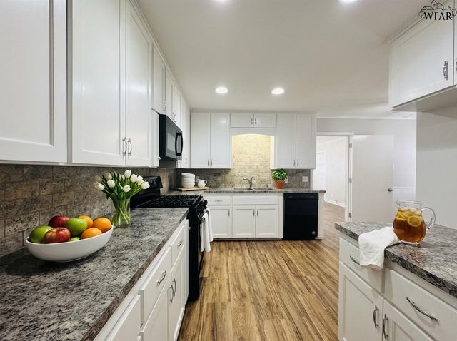 1661 SPEEDWAY AVENUE, Wichita Falls, TX 76301