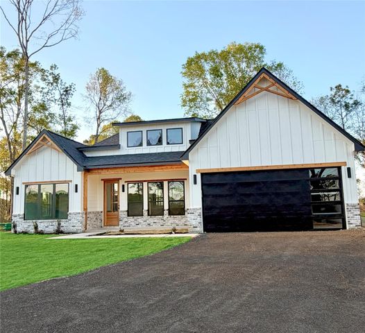 1061 Denson Allen Rd, Coldspring, TX 77331