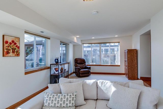 345 Kensington Drive, Madison, WI 53704