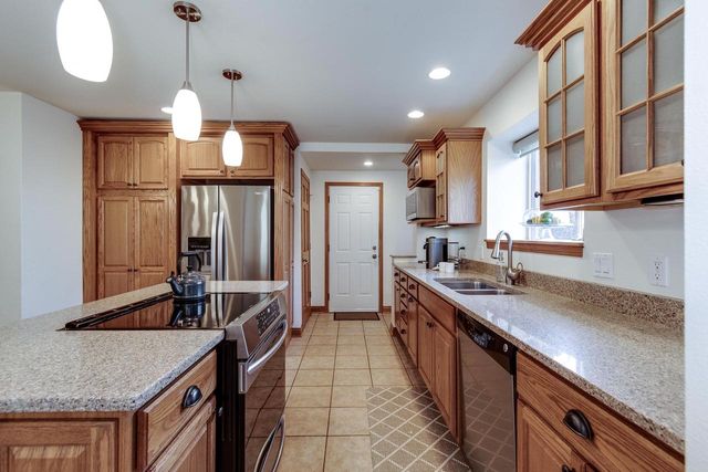 345 Kensington Drive, Madison, WI 53704