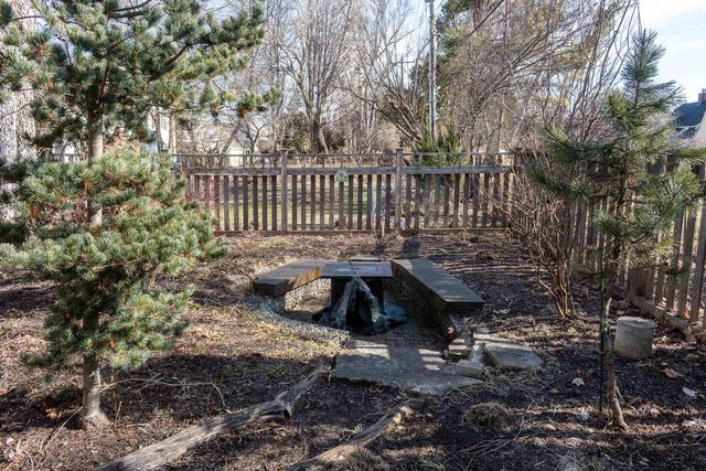 345 Kensington Drive, Madison, WI 53704