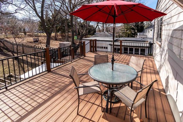 345 Kensington Drive, Madison, WI 53704