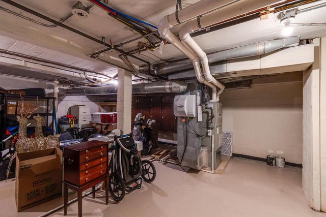 345 Kensington Drive, Madison, WI 53704