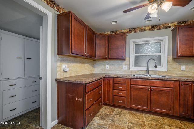 5435 Douglas Road, Toledo, OH 43613