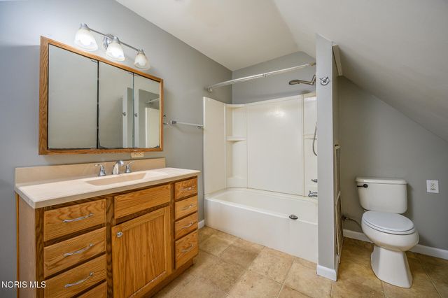 5435 Douglas Road, Toledo, OH 43613