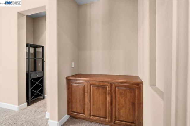 2560 Calabria Ct, Dublin, CA 94568