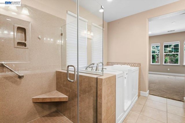 2560 Calabria Ct, Dublin, CA 94568
