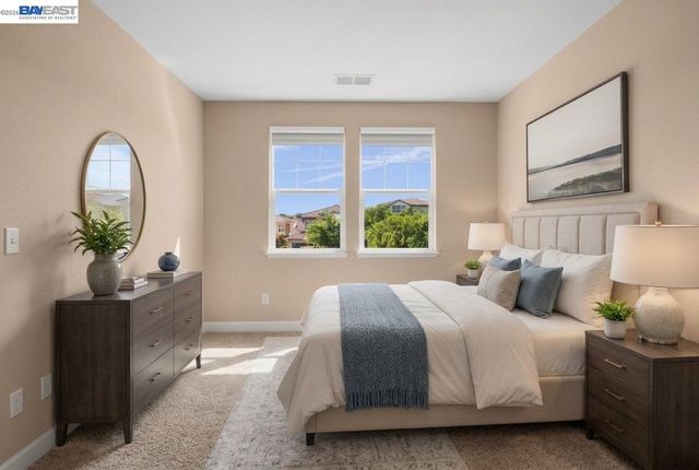 2560 Calabria Ct, Dublin, CA 94568