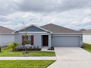 2090 LASSO LOOP, Eagle Lake, FL 33839