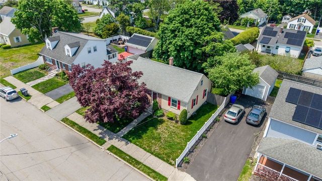 85 2nd Street, Pawtucket, RI 02861