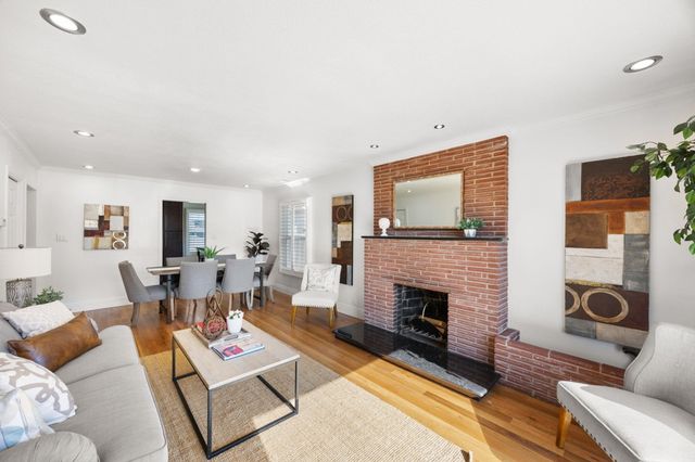 4103 4103 Dickson Ct., Oakland, CA 94605