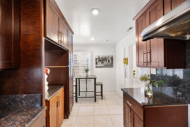 4103 4103 Dickson Ct., Oakland, CA 94605