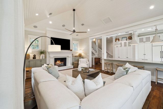 15 Signal Court, Watersound, FL 32461