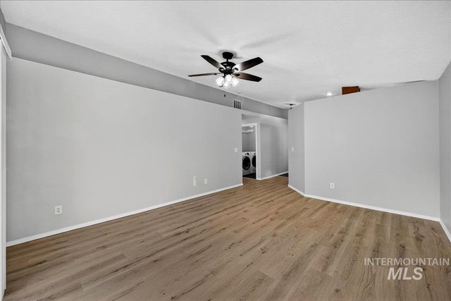 94 S Beechwood Drive, Nampa, ID 83651