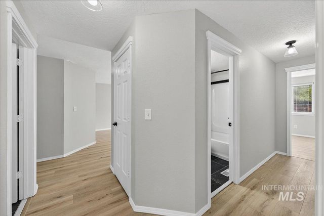 94 S Beechwood Drive, Nampa, ID 83651