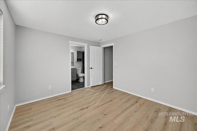 94 S Beechwood Drive, Nampa, ID 83651