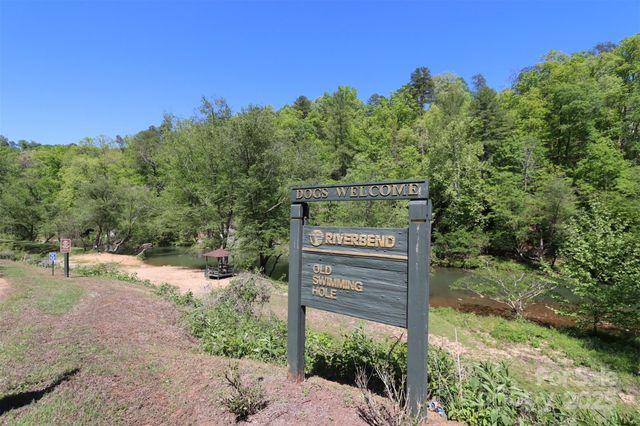 257 Roadrunner Circle, Lake Lure, NC 28746