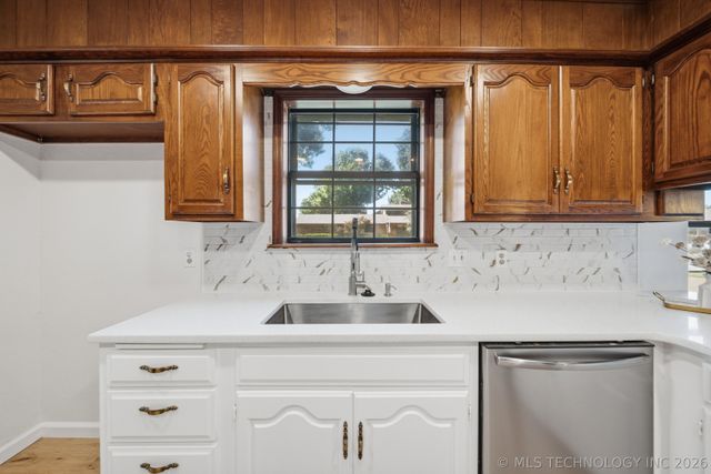 6216 S 73rd East Avenue, Tulsa, OK 74133