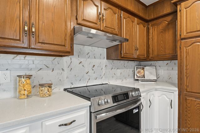 6216 S 73rd East Avenue, Tulsa, OK 74133