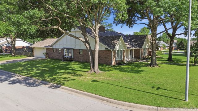 6216 S 73rd East Avenue, Tulsa, OK 74133