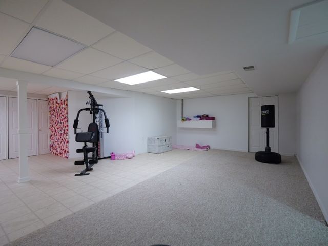 6706 Pondview Drive, Tinley Park, IL 60477