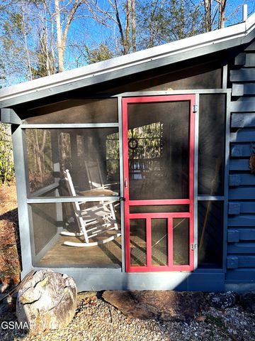 150 Cricket Hollow Way, Cosby, TN 37722