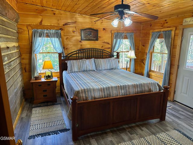 150 Cricket Hollow Way, Cosby, TN 37722