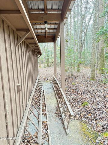 150 Cricket Hollow Way, Cosby, TN 37722