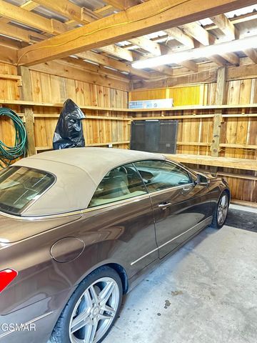 150 Cricket Hollow Way, Cosby, TN 37722