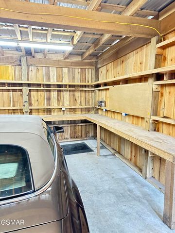 150 Cricket Hollow Way, Cosby, TN 37722