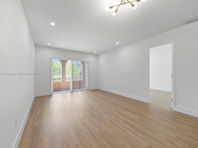 8101 Camino Real C-320, Miami, FL 33143