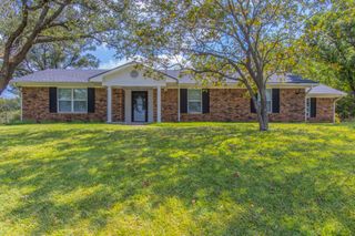 1197 Western Oaks Drive, Woodway, TX 76712
