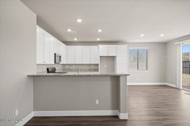 7090 Lemur Lndg Way, Sparks, NV 89436