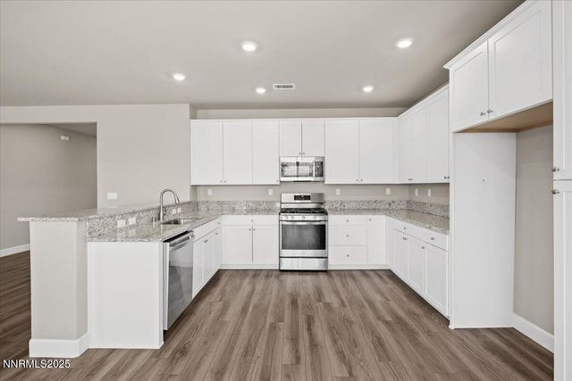 7090 Lemur Lndg Way, Sparks, NV 89436