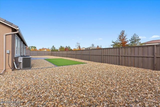 7090 Lemur Lndg Way, Sparks, NV 89436