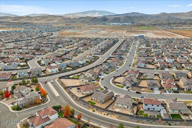 7090 Lemur Lndg Way, Sparks, NV 89436