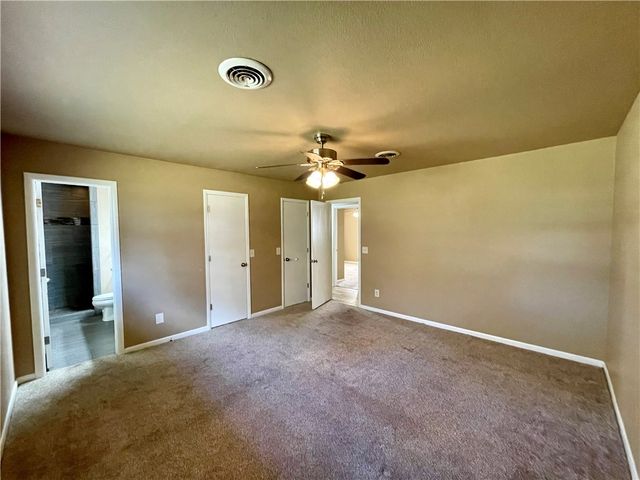 104 Annie Laurie Avenue, Springdale, AR 72764