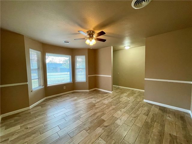 104 Annie Laurie Avenue, Springdale, AR 72764